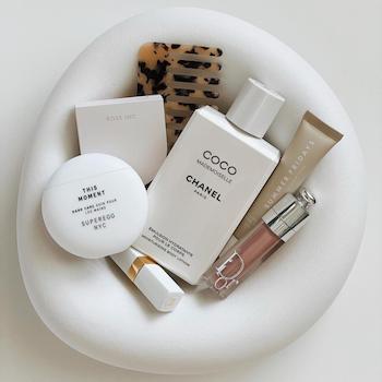 اِوانا(محصولات آرایشی)